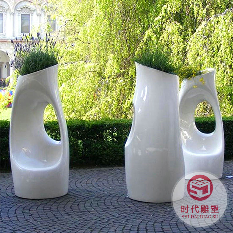 創(chuàng)意玻璃鋼花盆供應(yīng)戶外簡約商場(chǎng)菱形花缽歐式組合庭院落地大花壇
