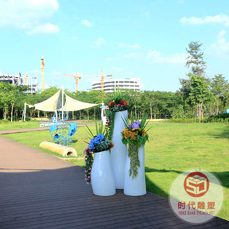 玻璃鋼花盆玻璃鋼菱形花盆戶外綠植商場(chǎng)酒店裝飾幾何擺件落地花盆