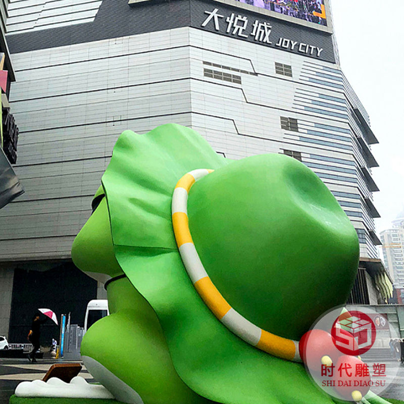 玻璃鋼雕塑定制戶外景觀商業(yè)街卡通大型熊不銹鋼廣場(chǎng)擺件商場(chǎng)美陳